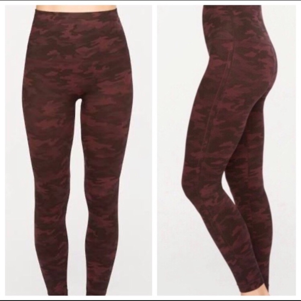 SPANX Look at Me Now Seamless Leggings Camo